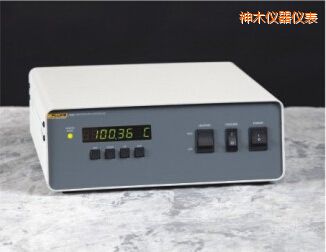 神木Rosemount 設(shè)計恒溫槽的控制器